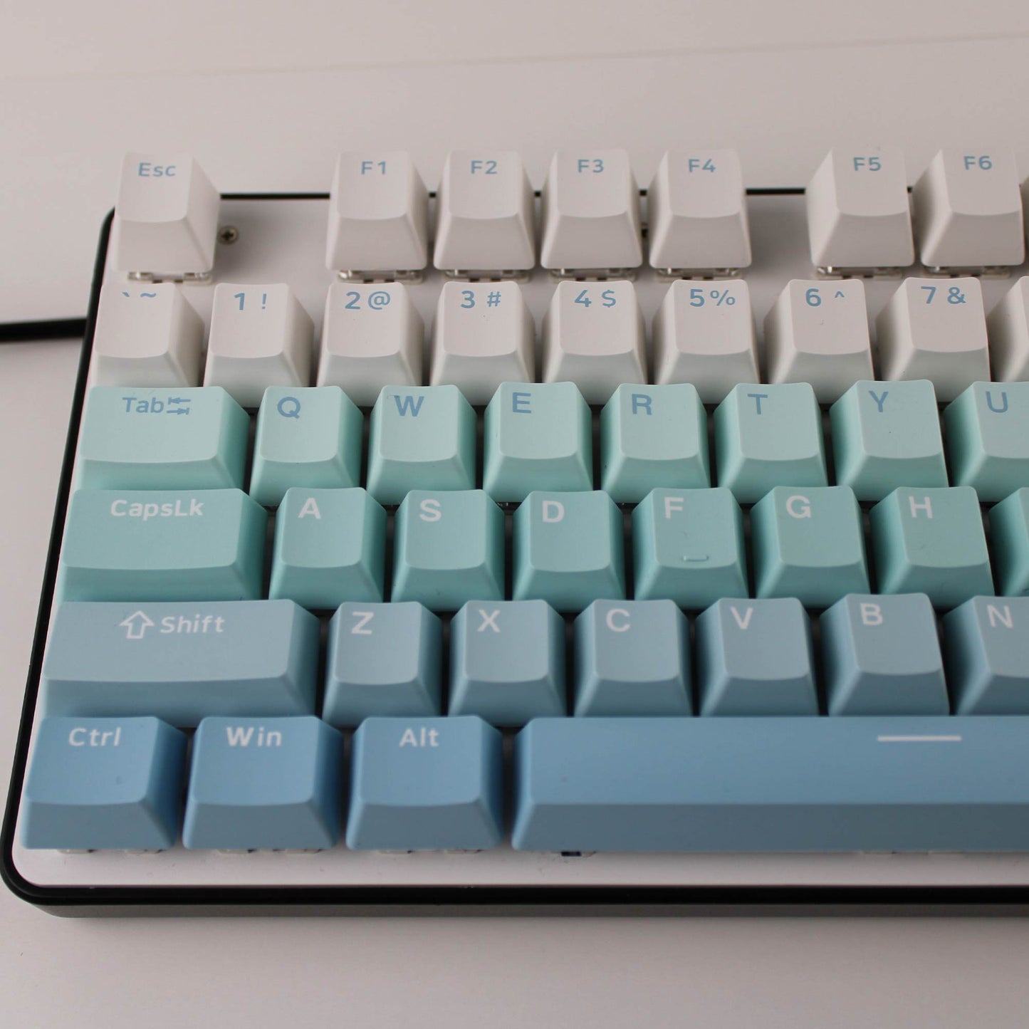 Arctic Azure Keycaps