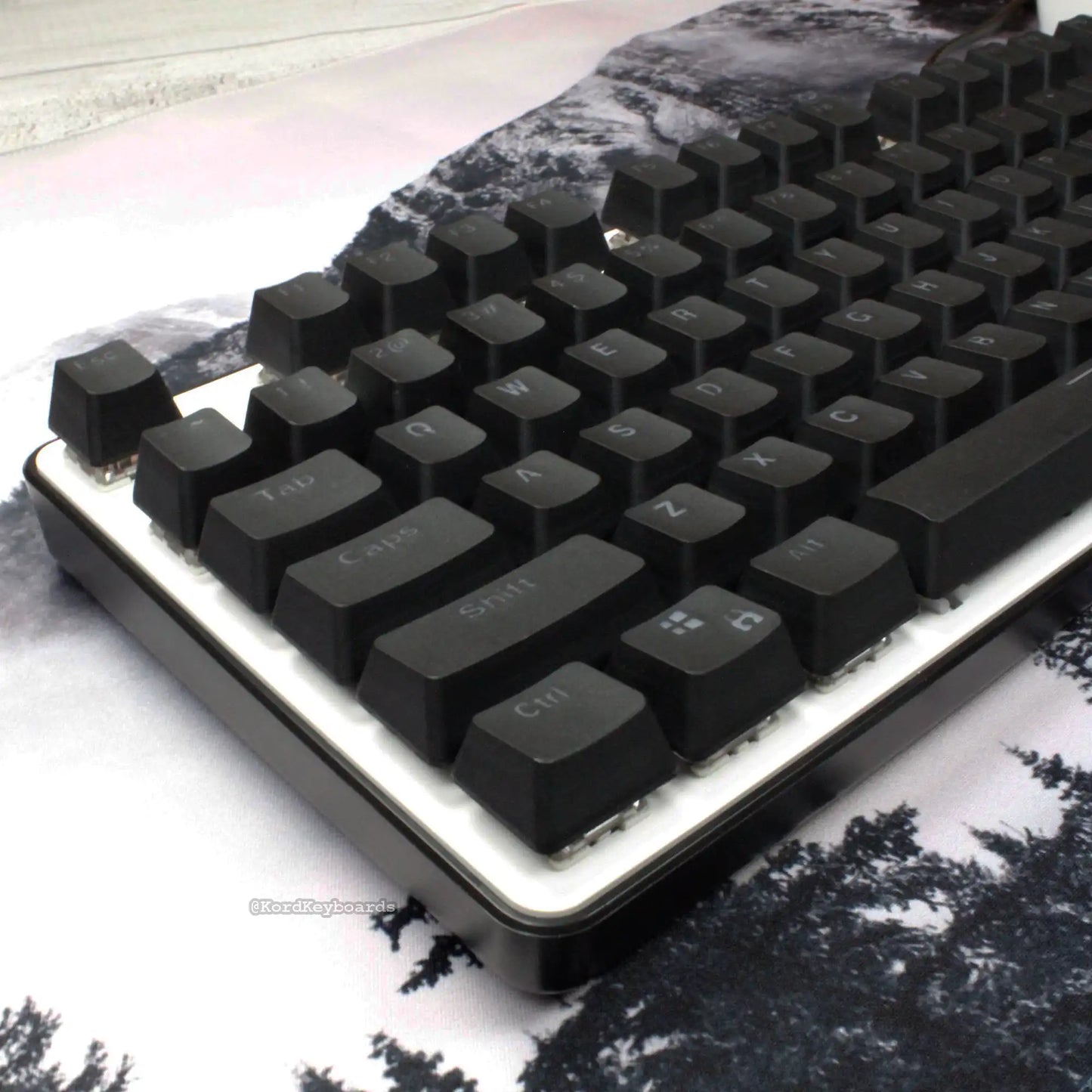 Black on Black Keycaps Set