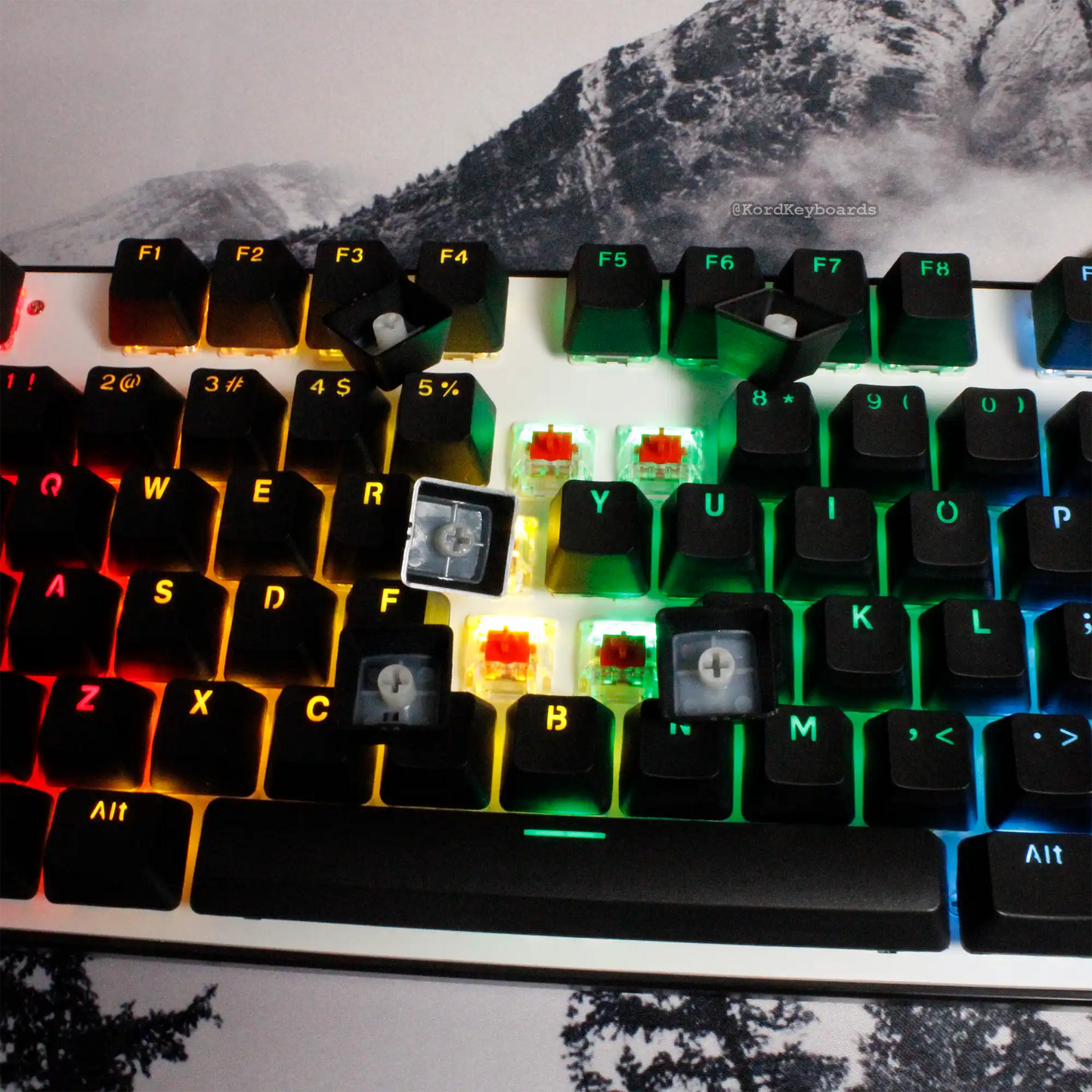 Black on Black Keycaps Set