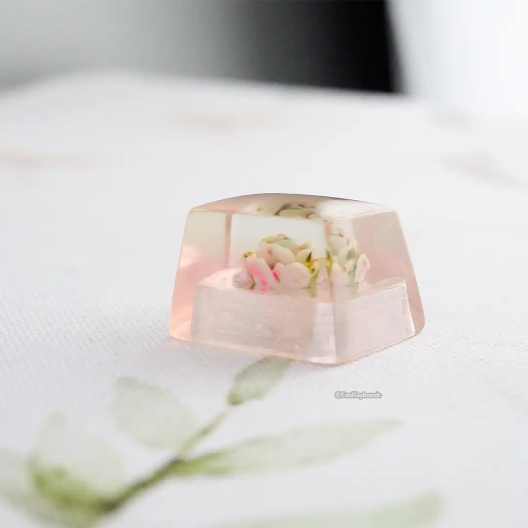 Roses of Beauty Escape Keycap