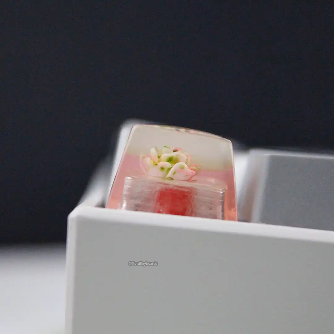 Roses of Beauty Escape Keycap